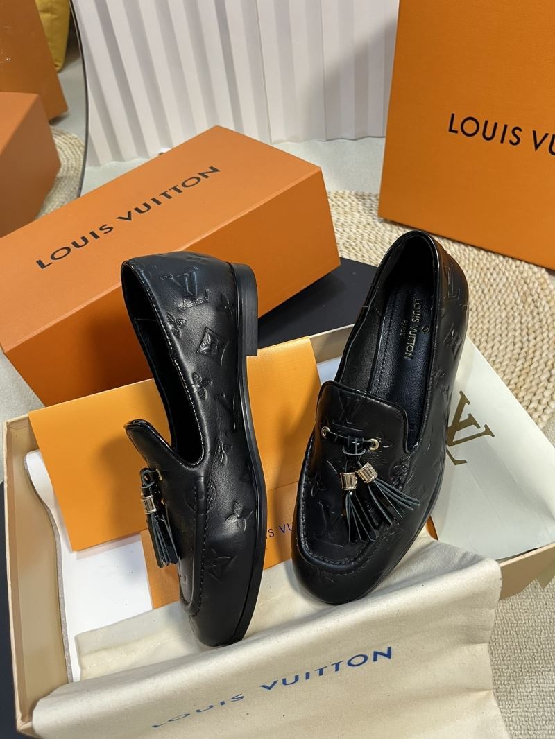 Louis Vuitton Low Shoes